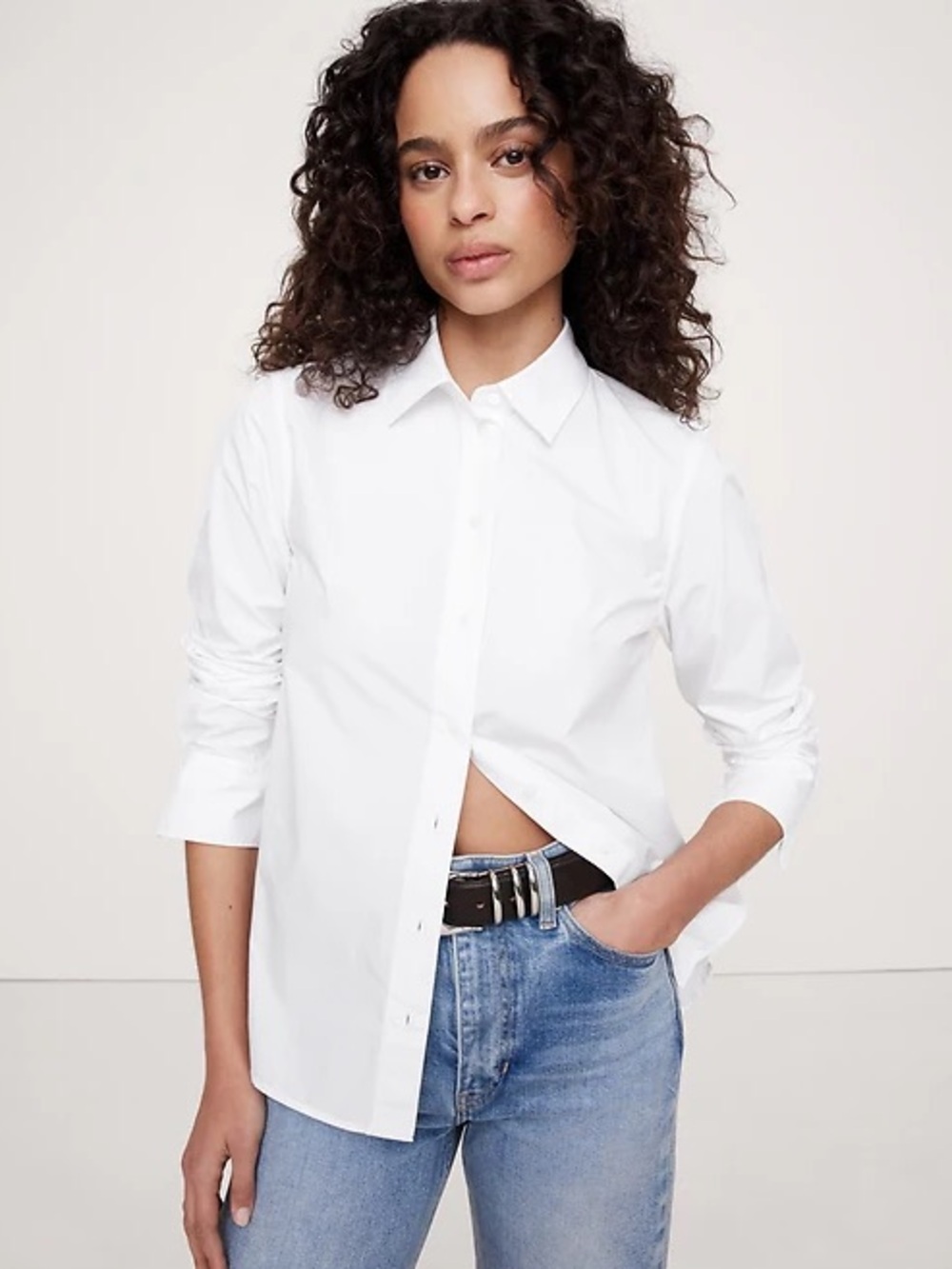Banana Republic White Classic Button-Up Blouse